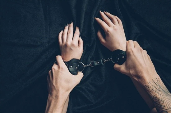 【西檬之家-女王的指引：字母圈中的女性主导力量】